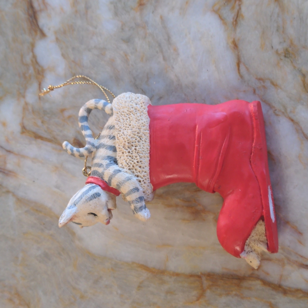 Kitty in stocking Ornament